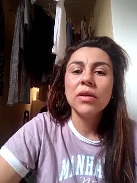 vanessa-titisM online show from May 3, 2026, 7:06 pm