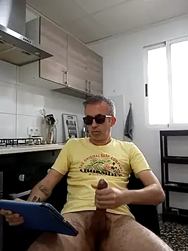 EmilioTaladdro online show from May 12, 2026, 9:26 am