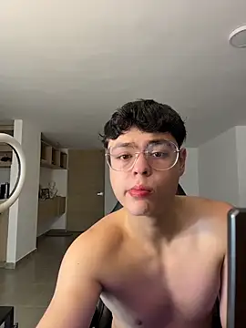 Snapshot of Im_Juaniito chatting on November 9, 2025, 3:43 am Im Juaniito online show from November 9, 2025, 3:43 am