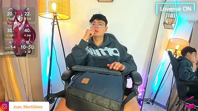 Snapshot of Im_Juaniito chatting on November 8, 2025, 4:38 am Im Juaniito online show from November 8, 2025, 4:38 am