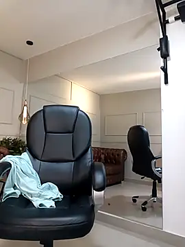 ArielBlossom    online show from February 14, 2026, 12:05 pm