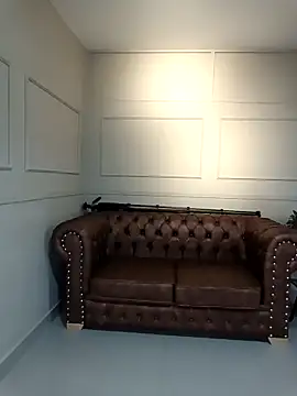 ArielBlossom    online show from December 4, 2025, 11:09 am