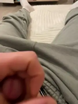 Snapshot of Milike_93 chatting on February 21, 2026, 6:21 pm Milike 93 online show from February 21, 2026, 6:21 pm