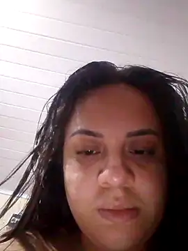 luablancax2021 online show from October 9, 2025, 10:32 pm