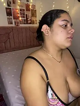 Snapshot of Anabelle_00_ chatting on February 11, 2026, 3:06 am Anabelle 00 online show from February 11, 2026, 3:06 am