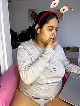 Anabelle 00  online show from December 15, 2025, 3:12 am