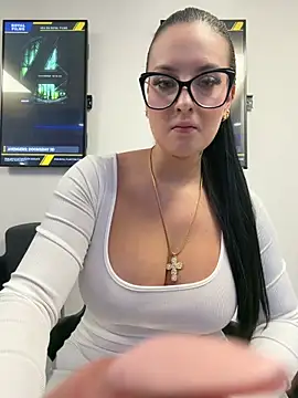 GabyMejiaa online show from May 9, 2026, 2:15 am