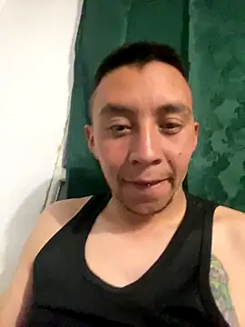 Snapshot of eslabon19 chatting on September 15, 2025, 4:57 am eslabon19 online show from September 15, 2025, 4:57 am