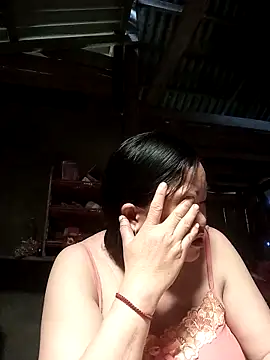 Snapshot of riso-00 chatting on February 16, 2026, 3:38 am riso-00 online show from February 16, 2026, 3:38 am