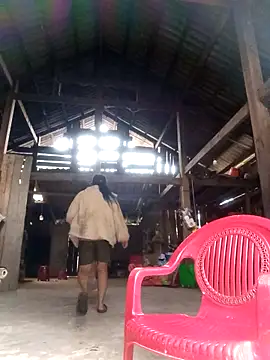 riso-00 online show from November 1, 2025, 4:19 am