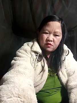 Snapshot of riso-00 chatting on February 11, 2026, 1:00 pm riso-00 online show from February 11, 2026, 1:00 pm