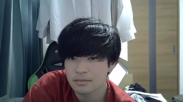Snapshot of aokunvvv chatting on October 13, 2025, 9:33 am aokunvvv online show from October 13, 2025, 9:33 am