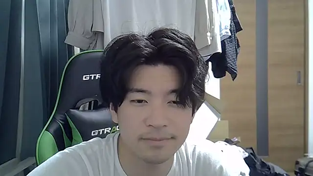 Snapshot of aokunvvv chatting on October 7, 2025, 5:14 pm aokunvvv online show from October 7, 2025, 5:14 pm