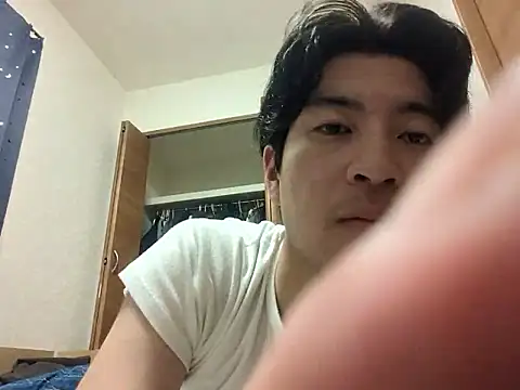 Snapshot of aokunvvv chatting on October 3, 2025, 5:47 pm aokunvvv online show from October 3, 2025, 5:47 pm
