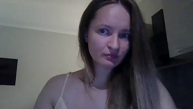 NAleya online show from July 17, 2026, 5:32 pm