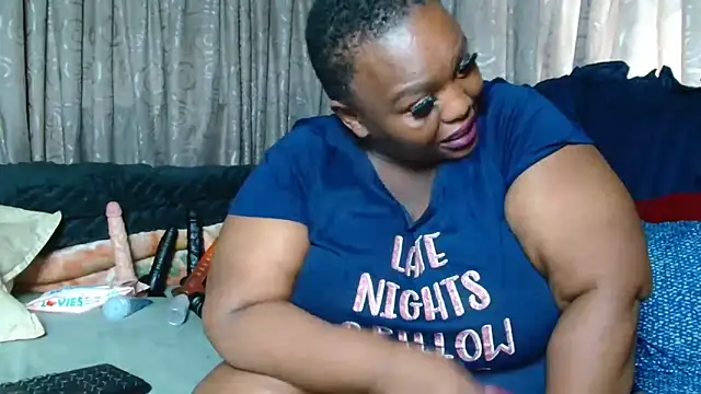 Bustyboobs02xx online show from December 23, 2025, 7:40 am