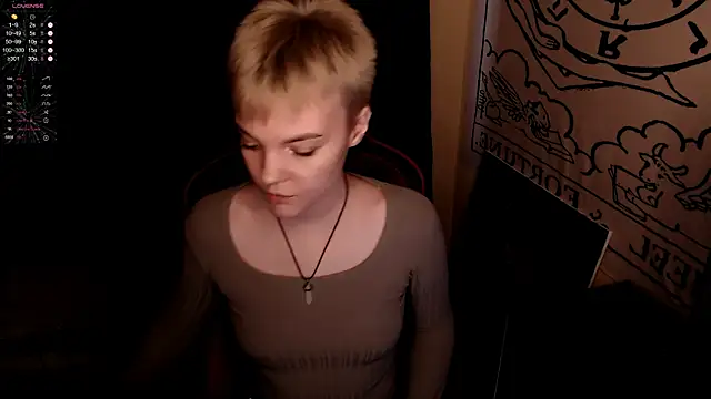 KrisNeal online show from November 2, 2025, 9:58 am