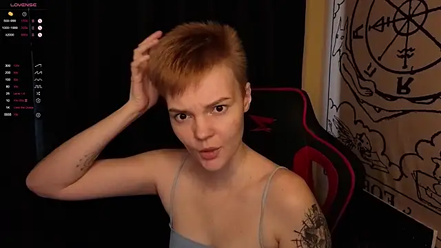 KrisNeal online show from October 18, 2025, 9:11 am