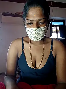 Tamil Kavitha online show from December 5, 2025, 7:51 am