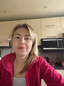 MartaLuna  online show from November 5, 2025, 9:56 am