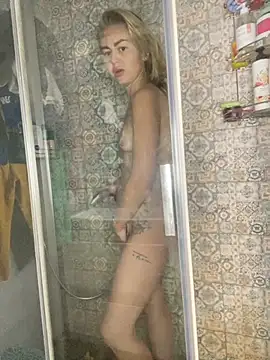 MartaLuna  online show from October 5, 2025, 10:28 am