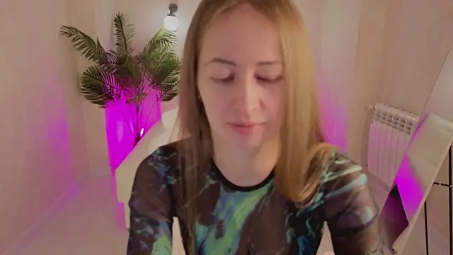 bella li   online show from February 9, 2026, 1:47 am