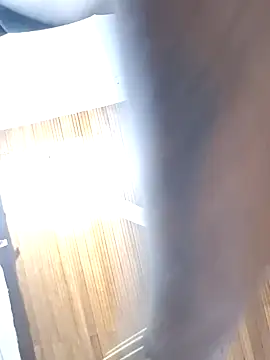 Chloe y Dante online show from October 10, 2025, 7:04 pm