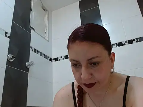Snapshot of helenn653342 chatting on September 17, 2025, 4:09 pm helenn653342 online show from September 17, 2025, 4:09 pm
