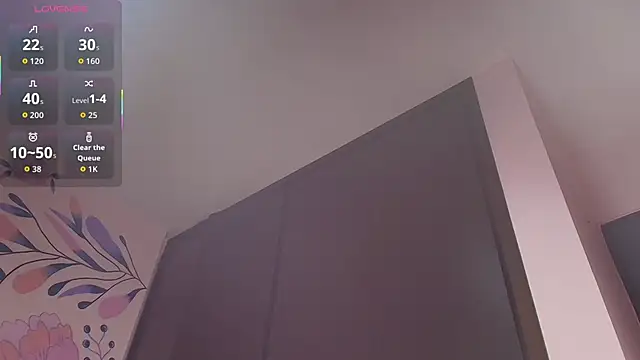 emma hearths online show from September 22, 2025, 7:53 pm