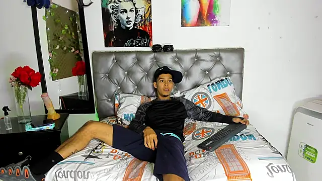 xxKamadevaxx online show from November 10, 2025, 12:32 pm