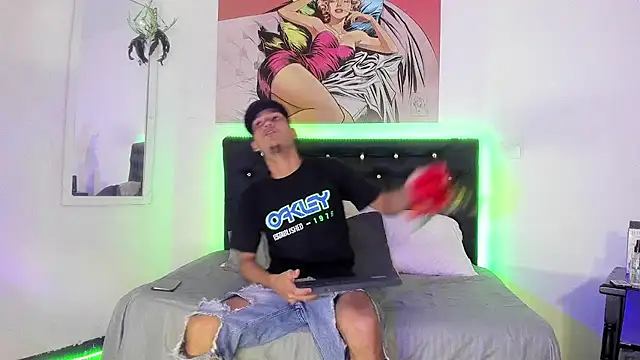 xxKamadevaxx online show from November 3, 2025, 12:31 pm