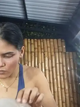 Isa Rouse   online show from November 5, 2025, 3:09 am