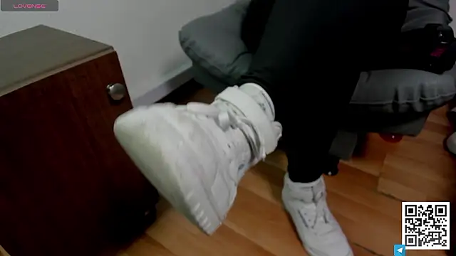 Shantal  G online show from February 28, 2026, 5:01 pm