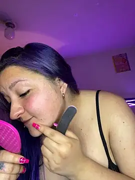 Emma  Fox  online show from September 26, 2025, 4:47 pm