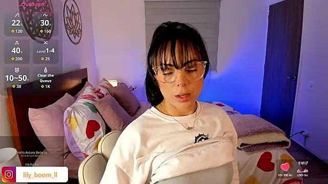 Lyliboomm online show from March 8, 2026, 11:52 pm