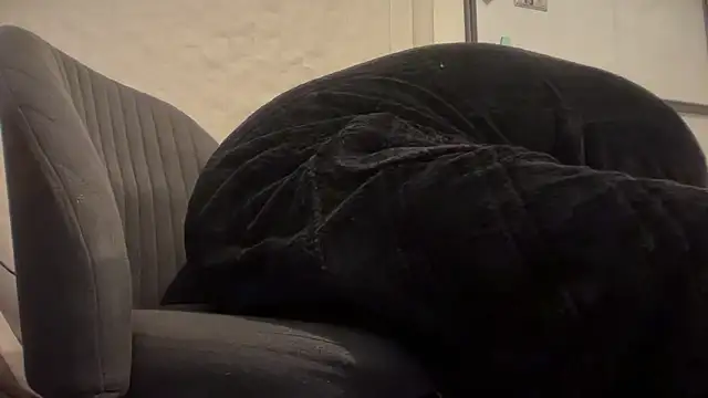 jasoncali305 online show from January 8, 2026, 3:23 am