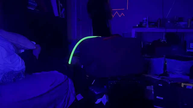 jasoncali305 online show from February 25, 2026, 8:58 am