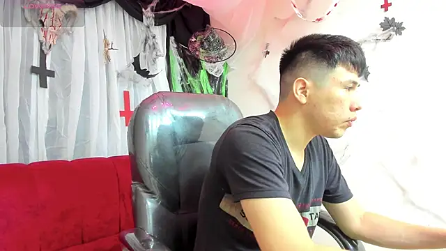 Nick Wolff online show from October 18, 2025, 4:47 am