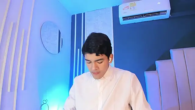 SandroVeyra online show from October 25, 2025, 3:28 am