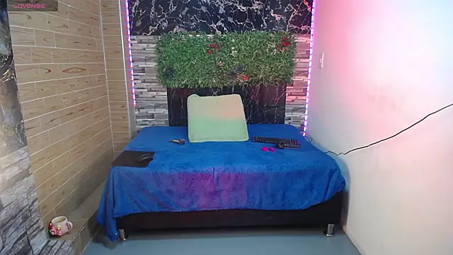 dayis durand online show from November 25, 2025, 8:31 pm