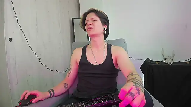 Jerry Cole online show from December 22, 2025, 7:58 pm