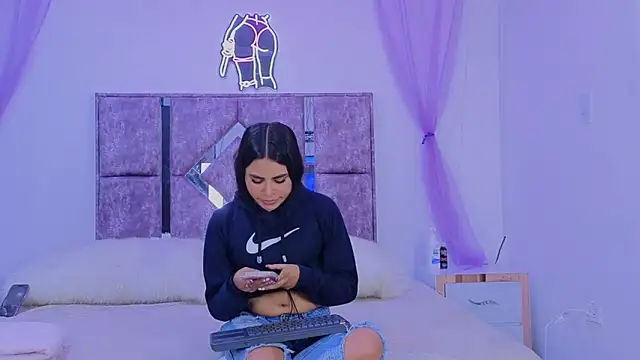 danilu and eva21 online show from October 16, 2025, 8:17 pm