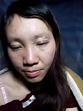 bonnie-00 online show from December 3, 2025, 4:06 pm