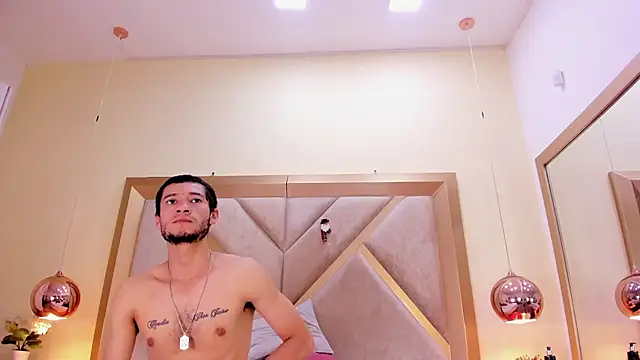 EthanCollen online show from January 14, 2026, 9:29 pm