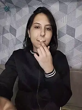 Snapshot of melzinhah03 chatting on June 13, 2026, 1:36 am melzinhah03 online show from June 13, 2026, 1:36 am