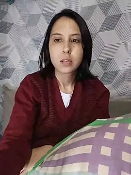 Snapshot of melzinhah03 chatting on June 11, 2026, 3:03 am melzinhah03 online show from June 11, 2026, 3:03 am