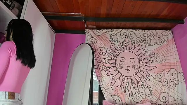 Snapshot of Missmoonstar chatting on September 29, 2025, 10:15 pm Missmoonstar online show from September 29, 2025, 10:15 pm