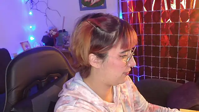 Miacatsito3 online show from March 5, 2026, 3:25 am