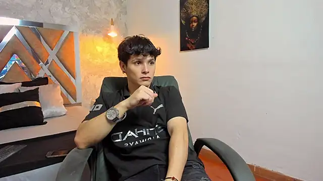 Snapshot of kraven_lust chatting on February 6, 2026, 3:02 am kraven lust online show from February 6, 2026, 3:02 am