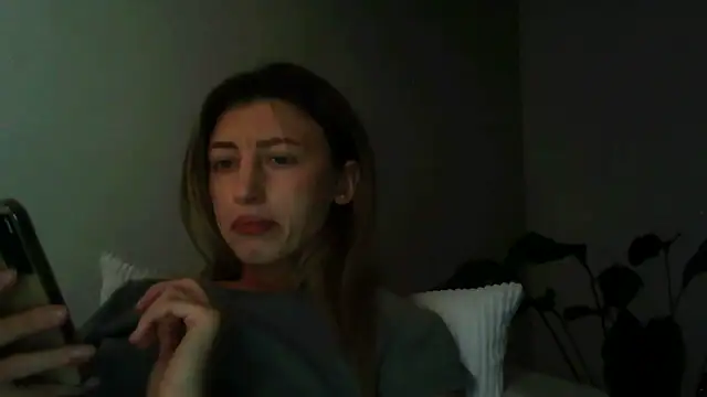 Miralyn online show from September 17, 2025, 3:25 pm